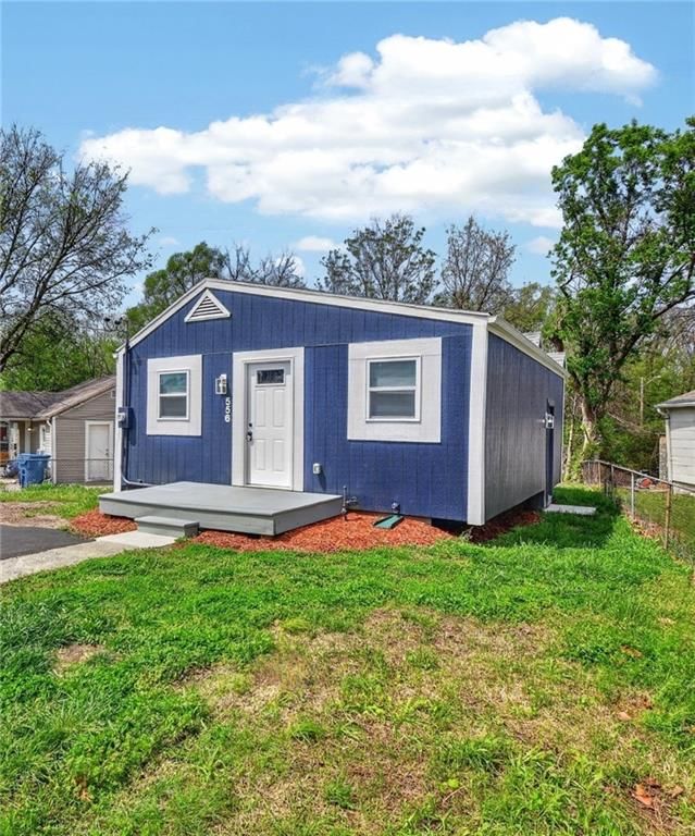 556 S Carlisle Drive — photo 5