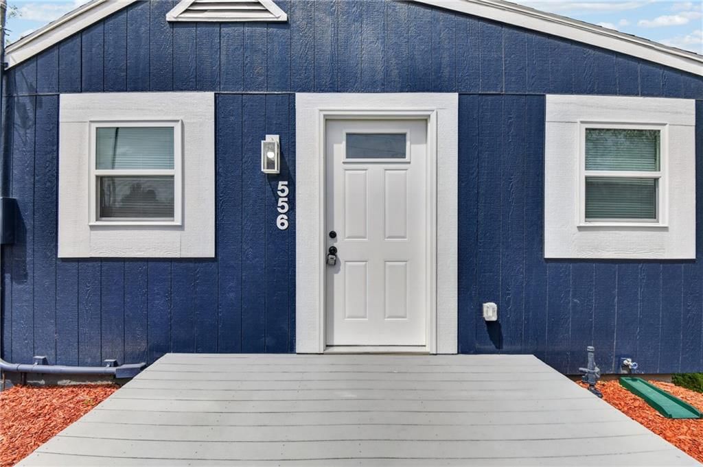 556 S Carlisle Drive — photo 6