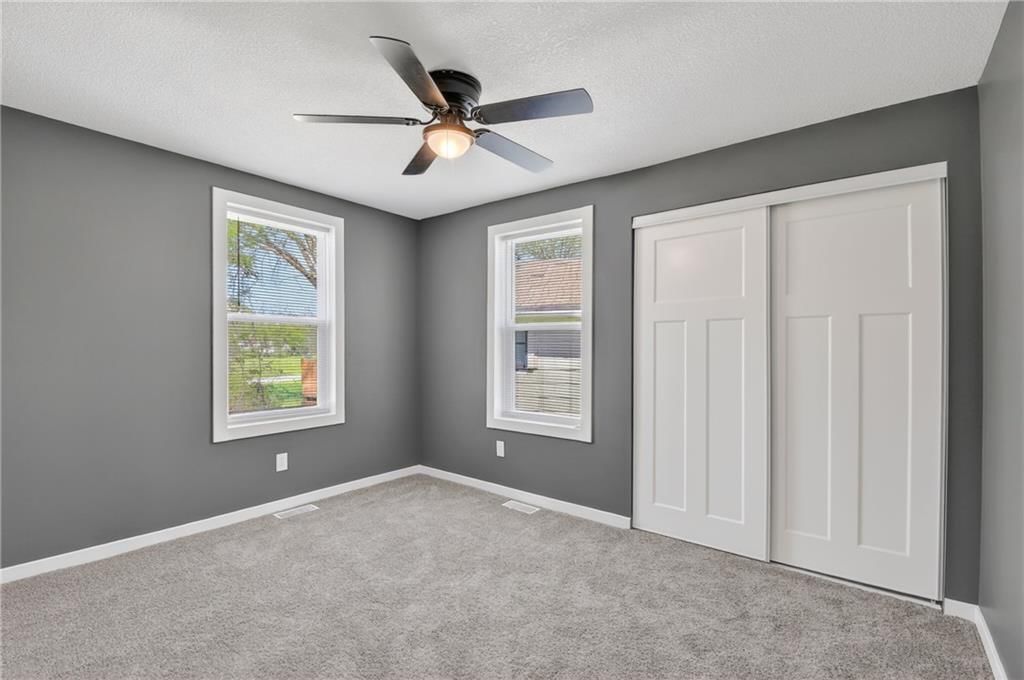 556 S Carlisle Drive — photo 19