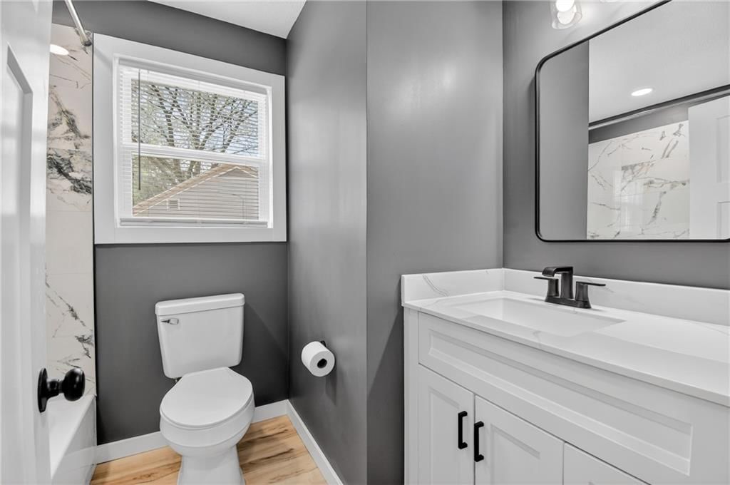 556 S Carlisle Drive — photo 22
