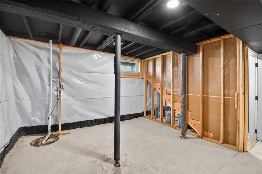 556 S Carlisle Drive — photo 26