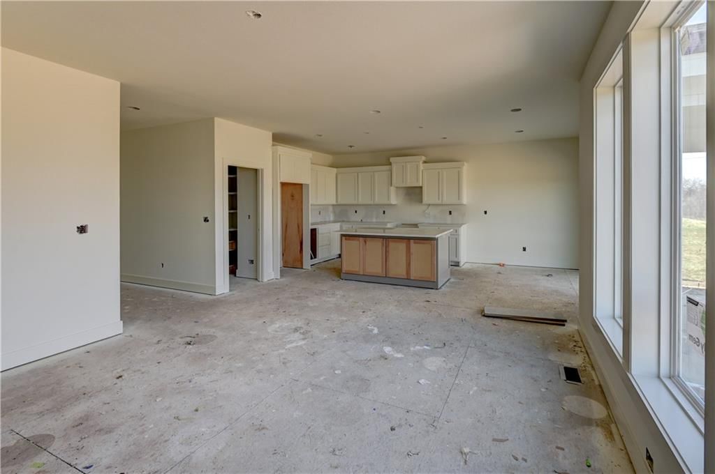6410 NW 98th Street — photo 28