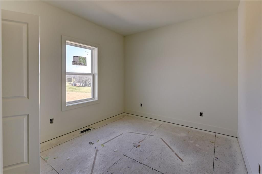 6410 NW 98th Street — photo 37