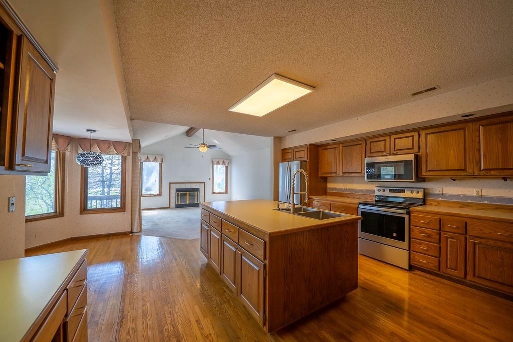 4141 Wimbledon Circle — photo 18