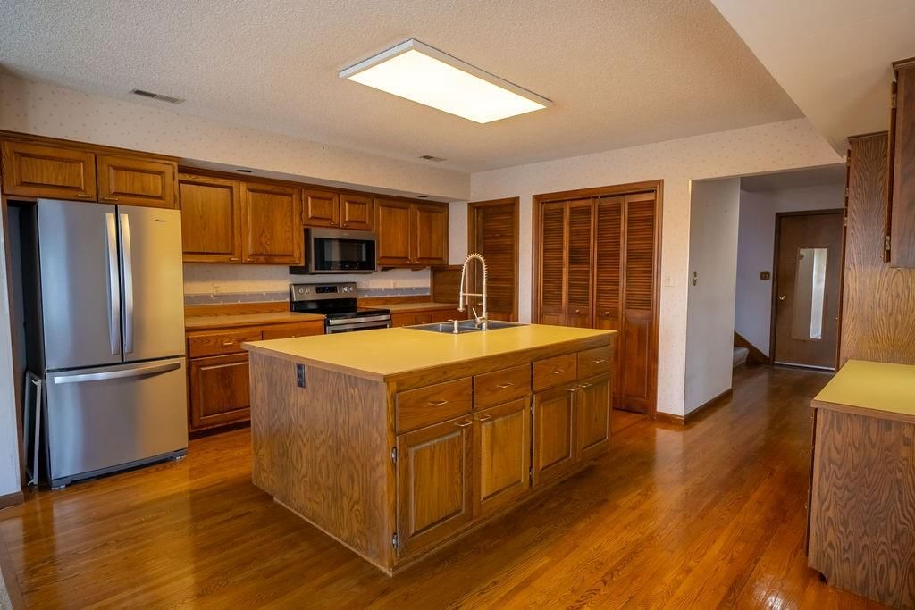 4141 Wimbledon Circle — photo 20