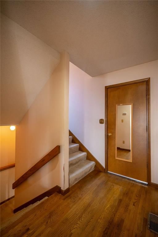 4141 Wimbledon Circle — photo 41