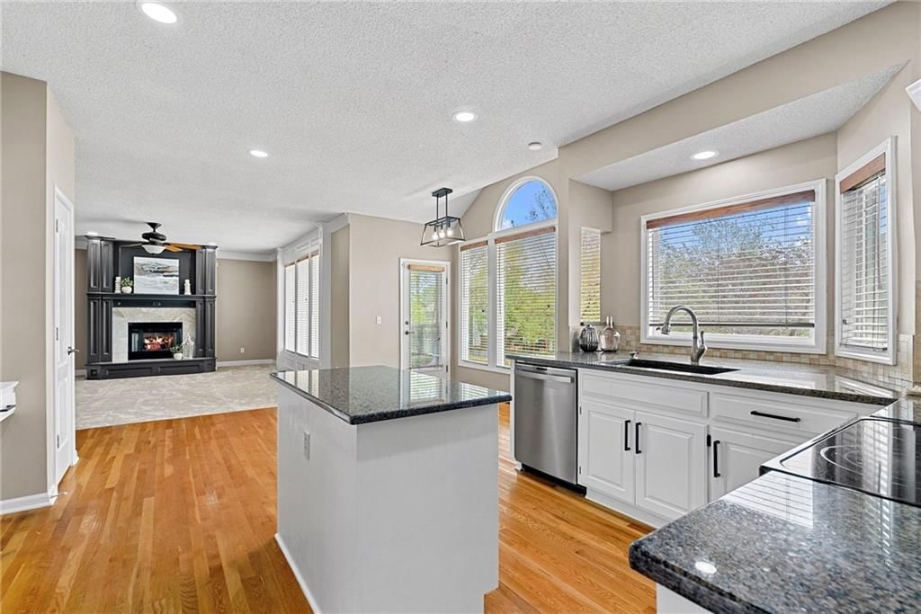 5333 Hilltop Drive — photo 8