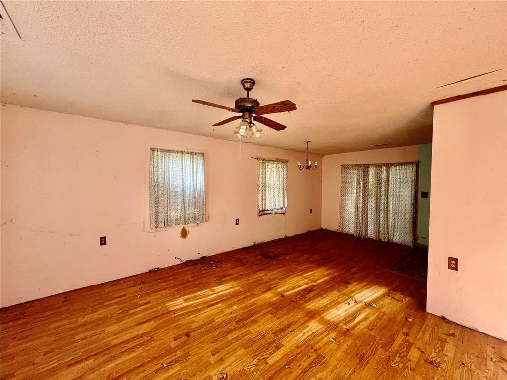 1380 E 1750 Road — photo 3
