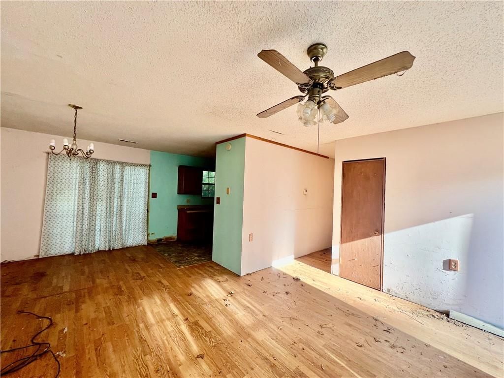 1380 E 1750 Road — photo 4