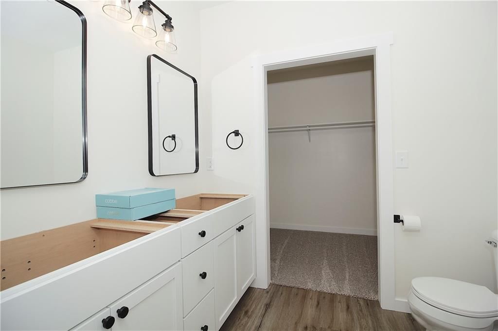 410 E 6th Avenue — photo 16