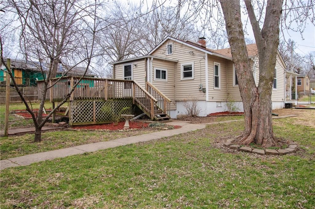 1014 E Smith Avenue — photo 7