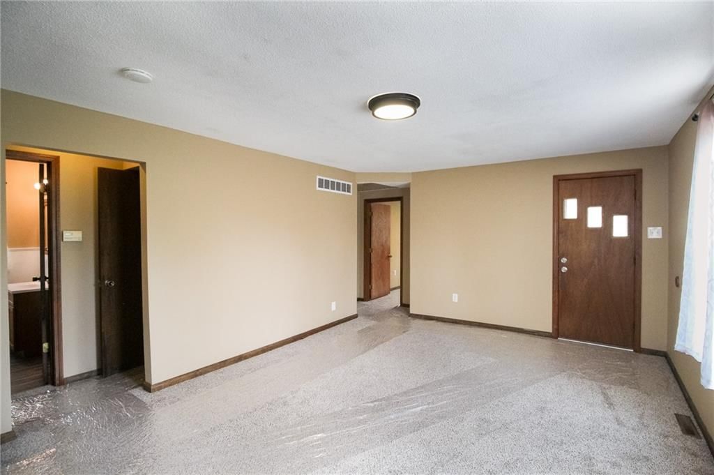 1014 E Smith Avenue — photo 15