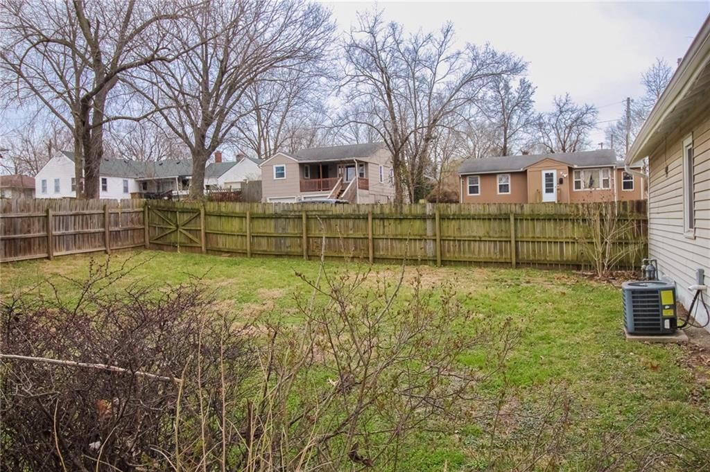 1014 E Smith Avenue — photo 20