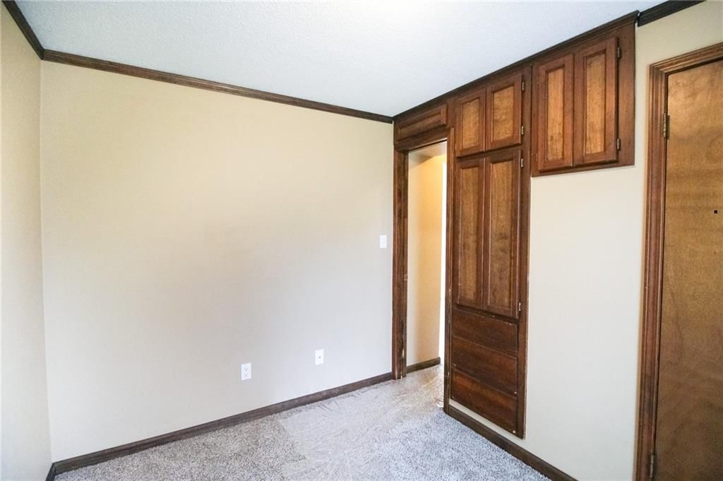 1014 E Smith Avenue — photo 27