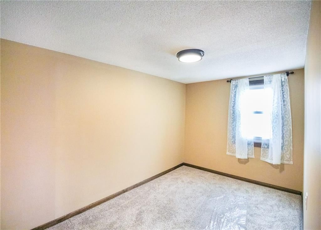 1014 E Smith Avenue — photo 31