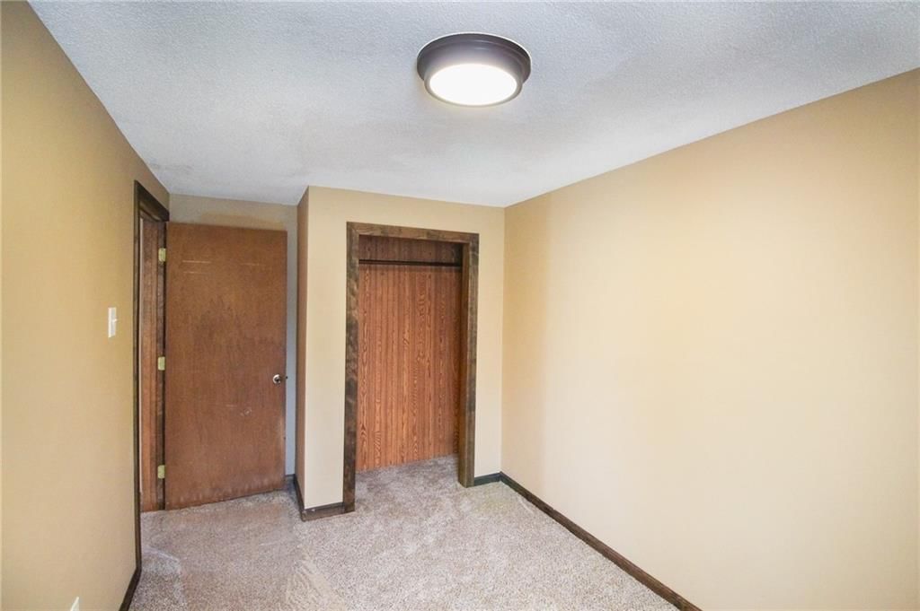 1014 E Smith Avenue — photo 32
