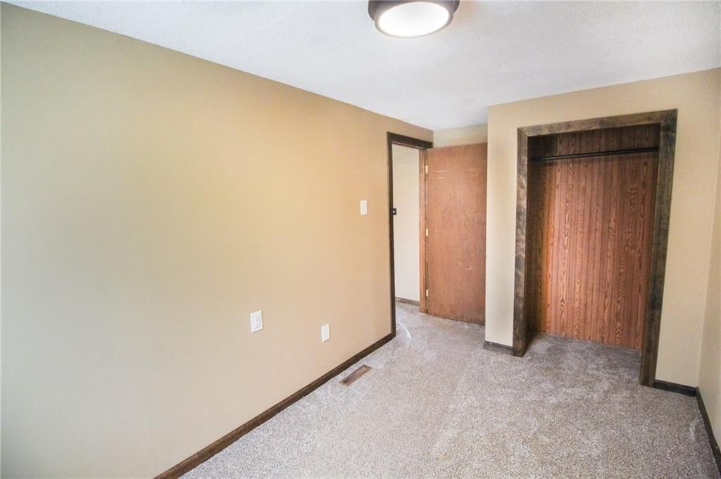 1014 E Smith Avenue — photo 33