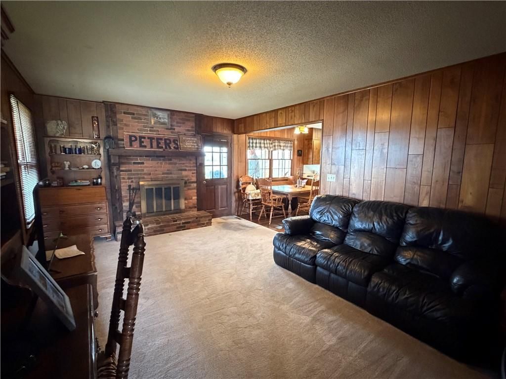 805 Fairlane Drive — photo 15