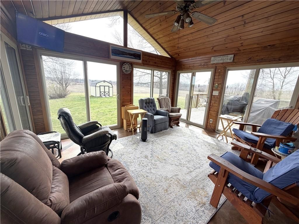 805 Fairlane Drive — photo 18