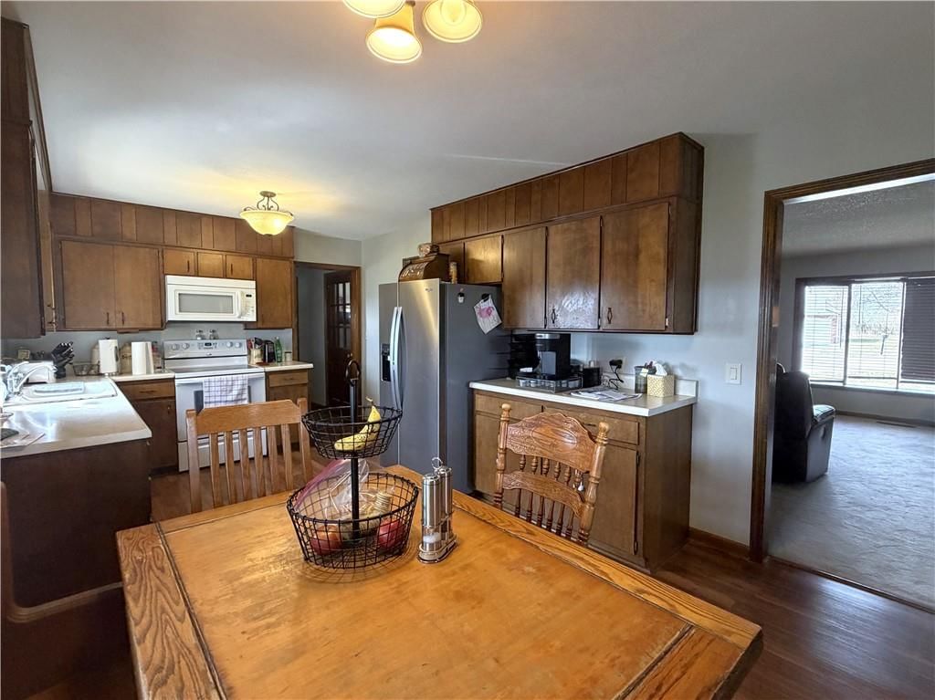 805 Fairlane Drive — photo 21
