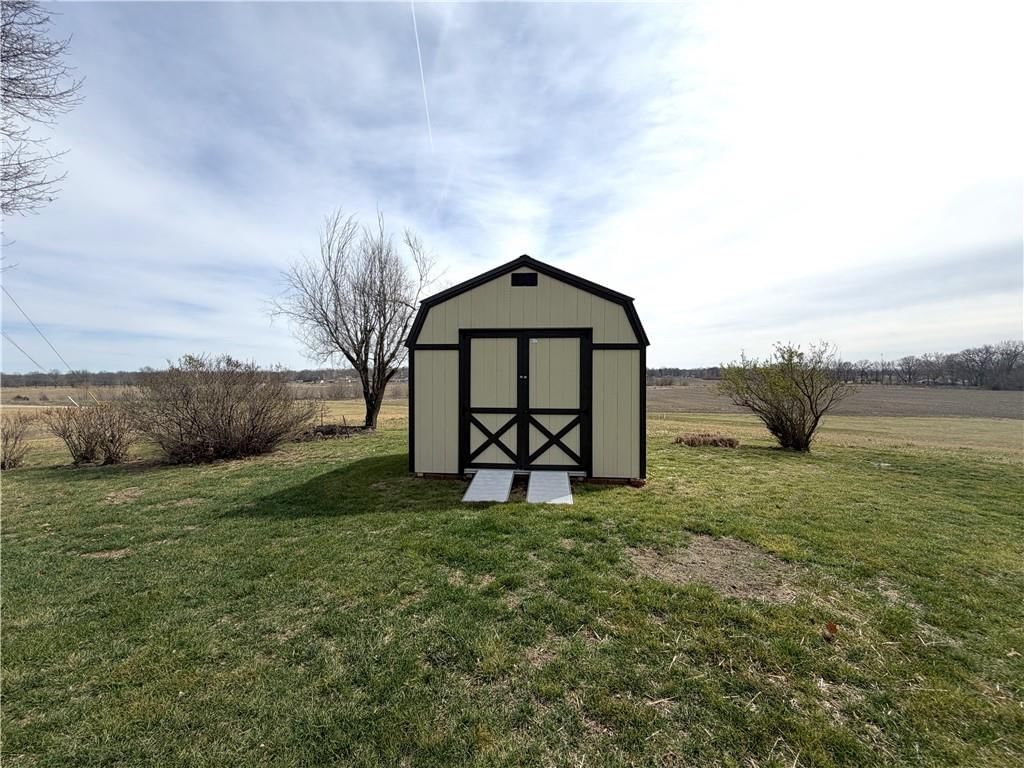 805 Fairlane Drive — photo 42