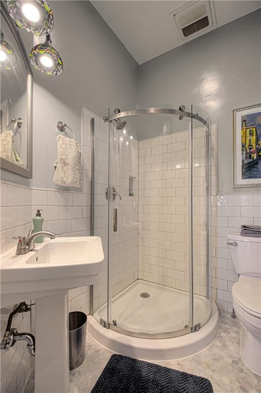 225 Groom Street — photo 13