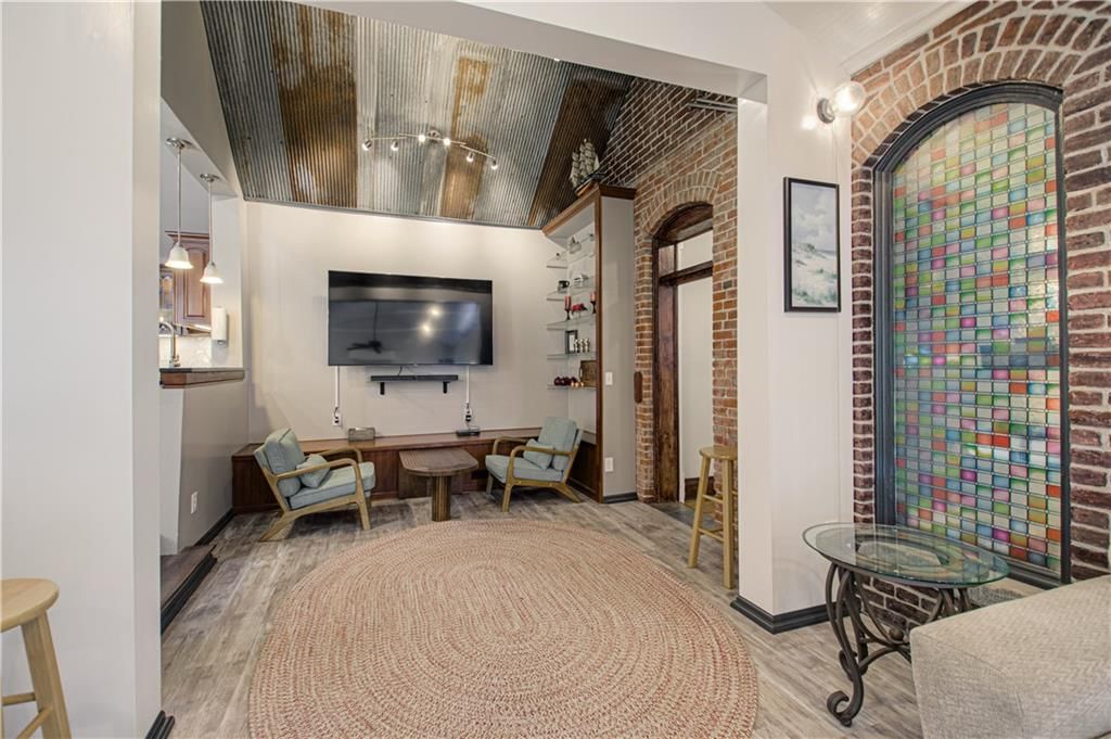 225 Groom Street — photo 16