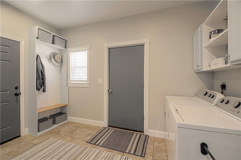 225 Groom Street — photo 24