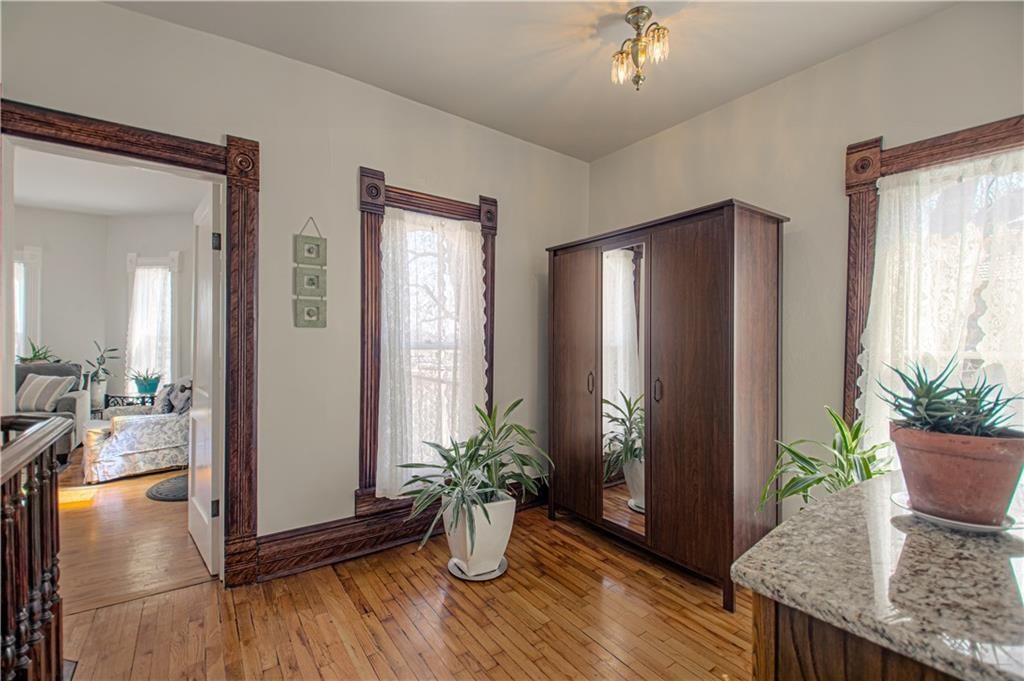 225 Groom Street — photo 30