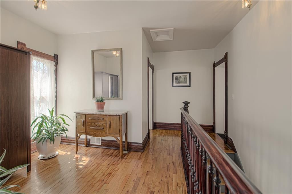225 Groom Street — photo 31