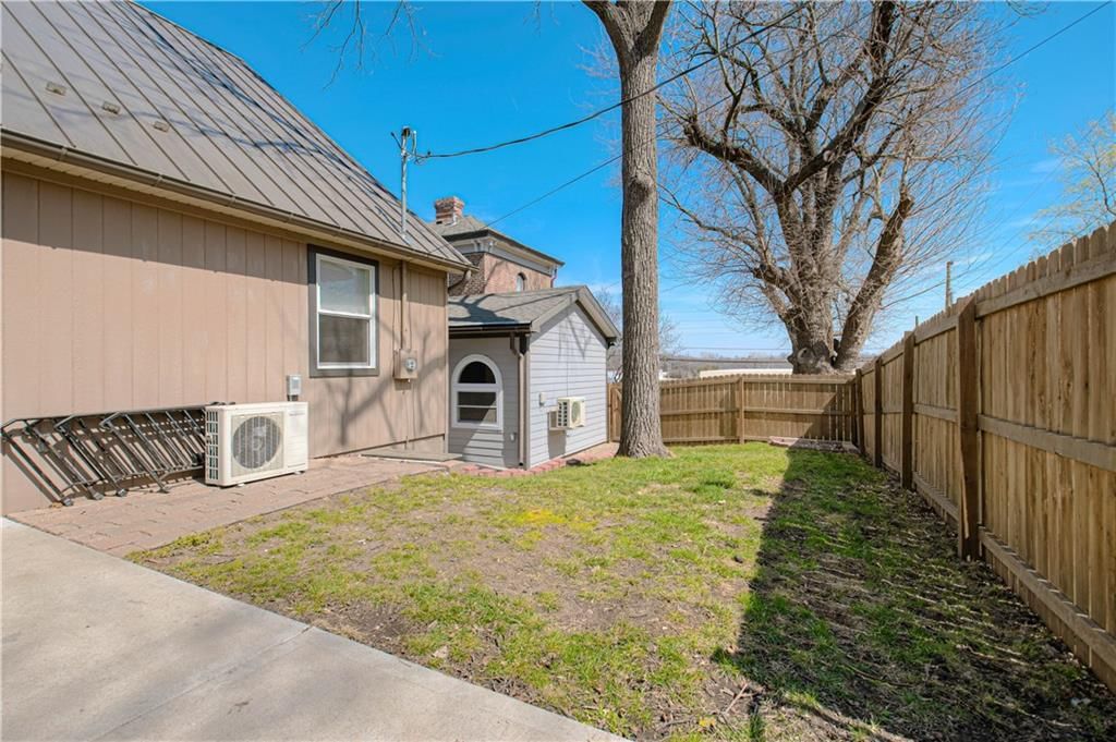 225 Groom Street — photo 38