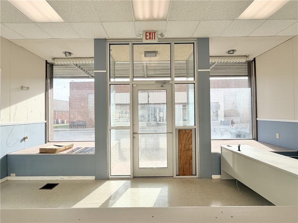 1005 Main Street — photo 8