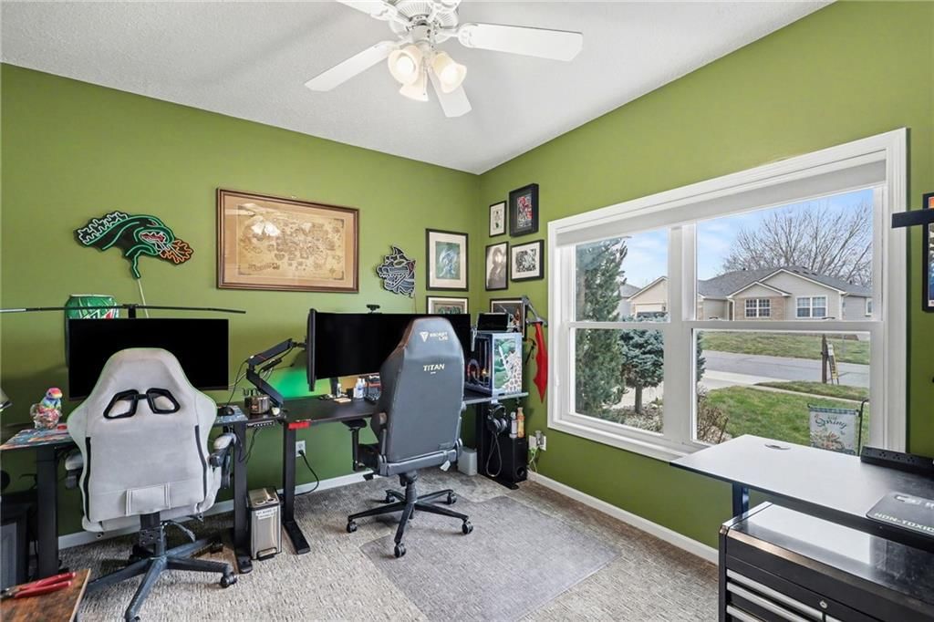 801 SW Shorthorn Drive — photo 18