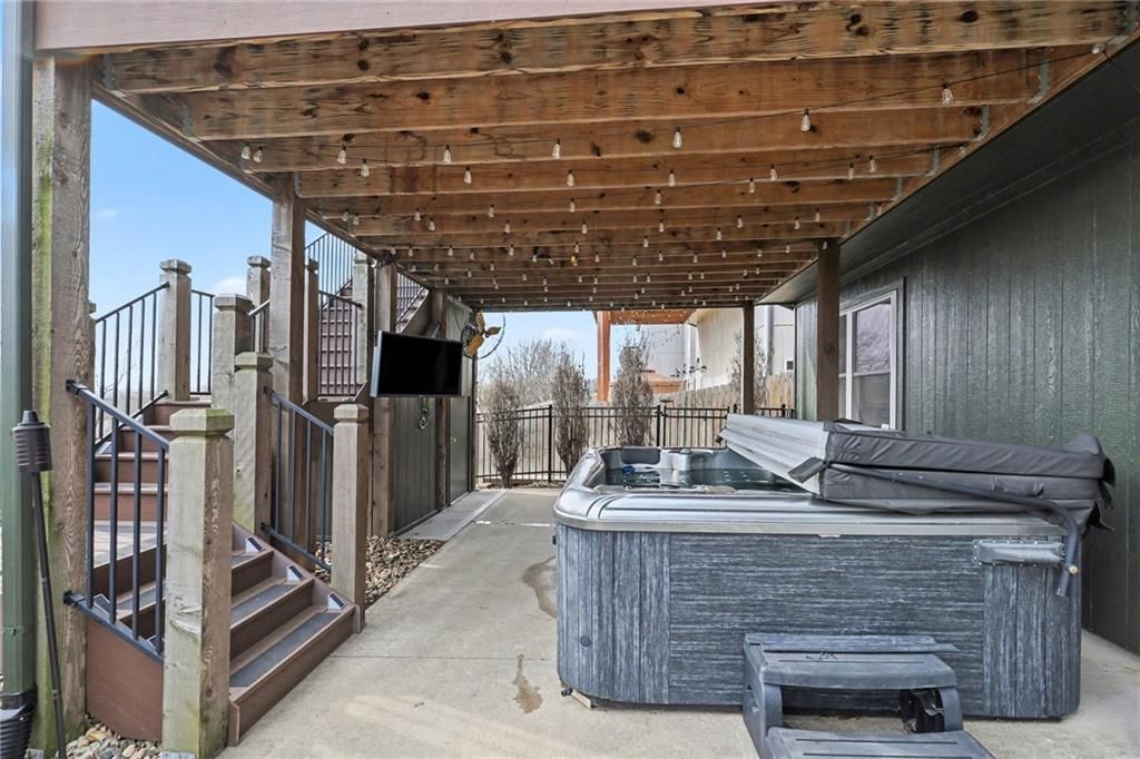 801 SW Shorthorn Drive — photo 34