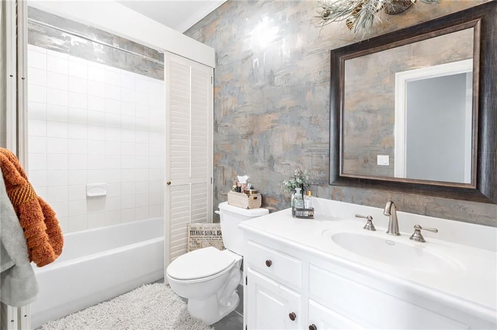 14608 BLUEJACKET Street — photo 34