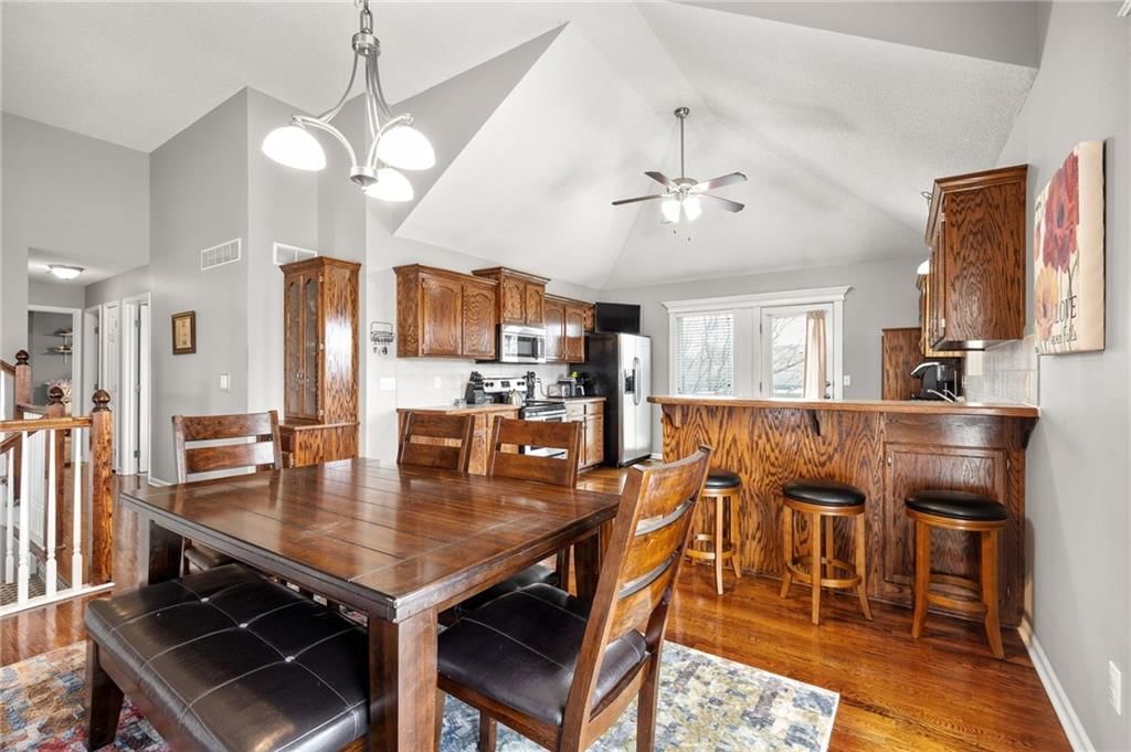 603 Bradford Court — photo 13