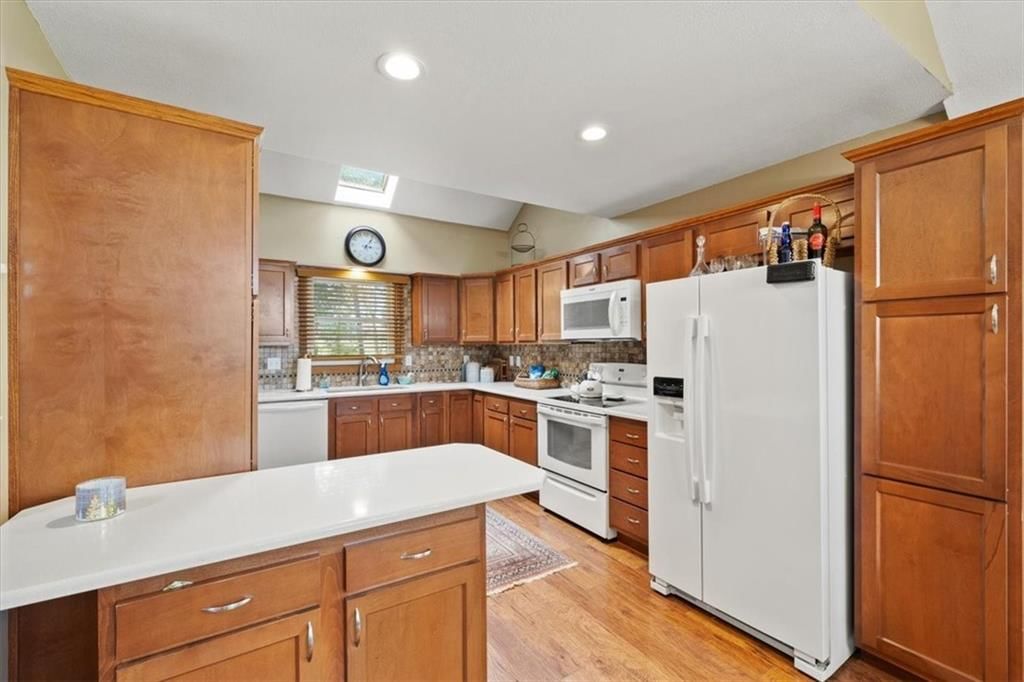 8910 Lexington Avenue — photo 12