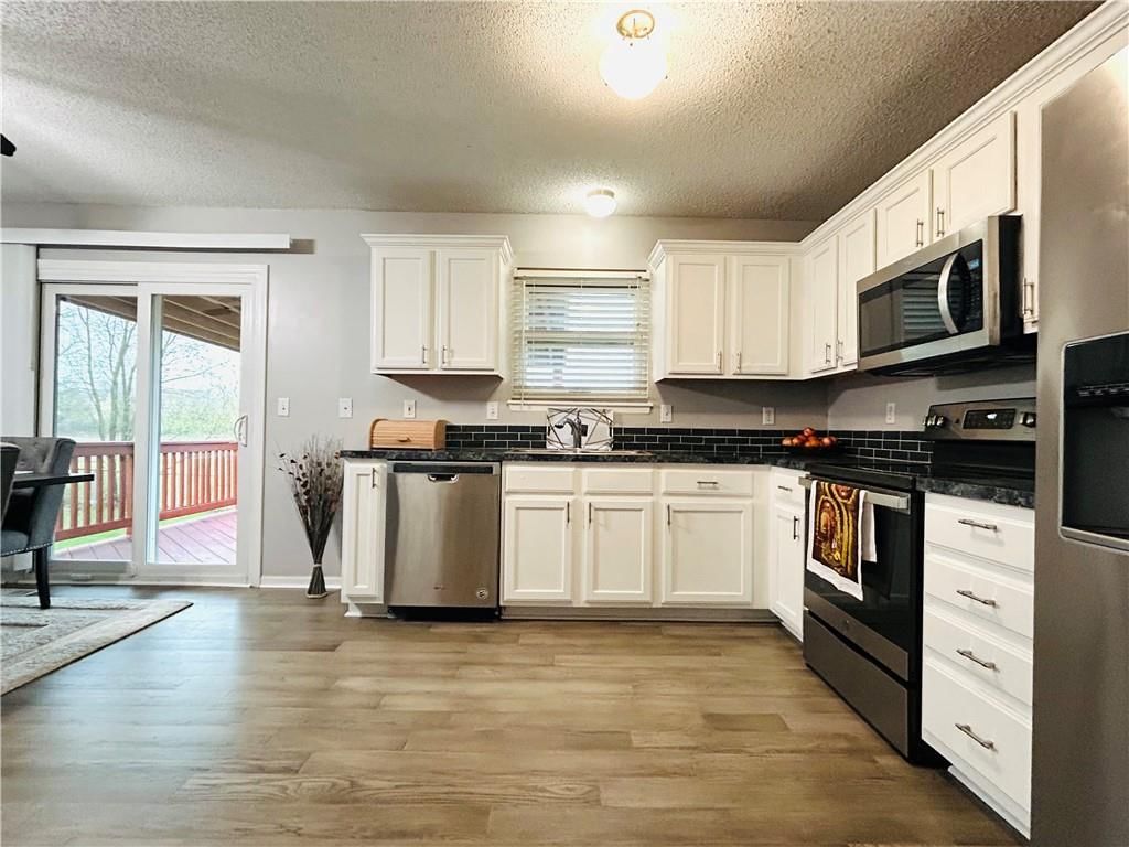 204 NW 114th Terrace — photo 4