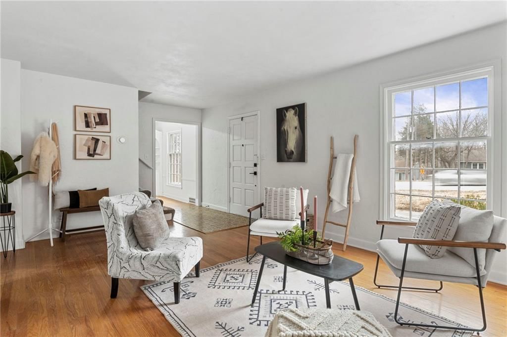 9616 Holmes Road — photo 4