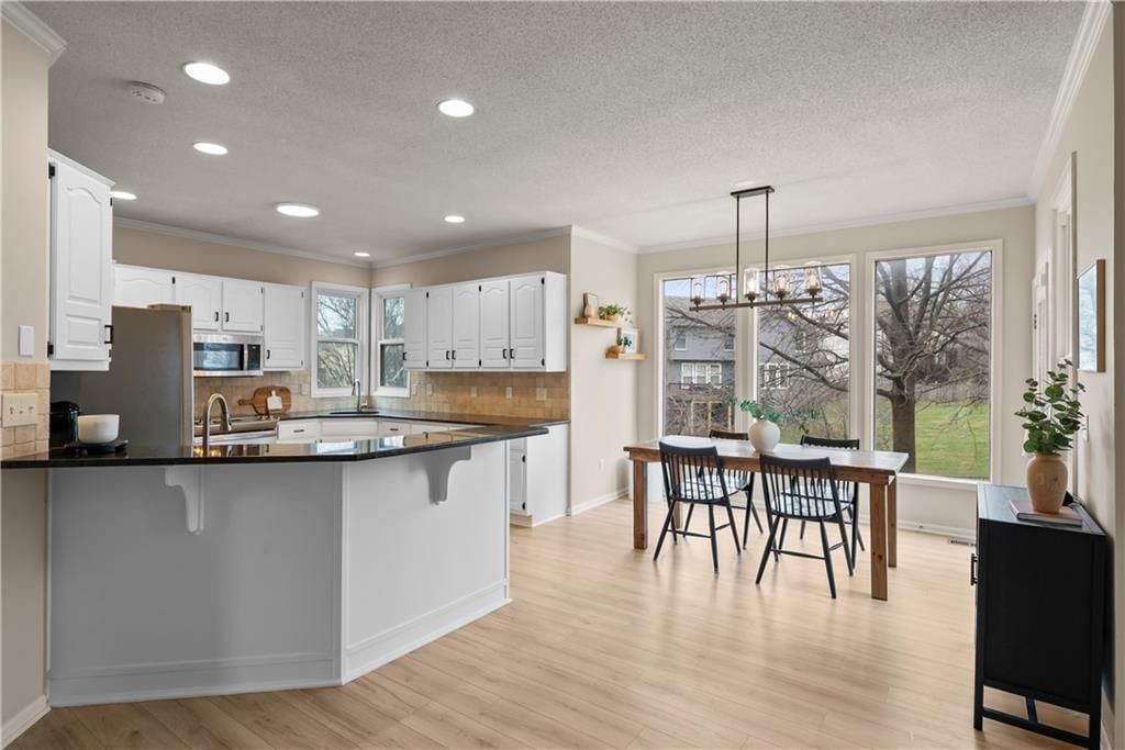 14602 HEMLOCK Street — photo 13