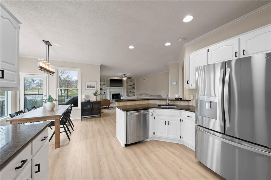 14602 HEMLOCK Street — photo 17
