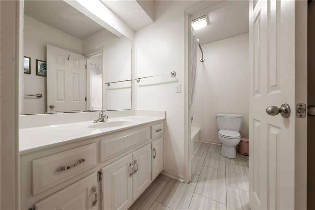 14602 HEMLOCK Street — photo 28