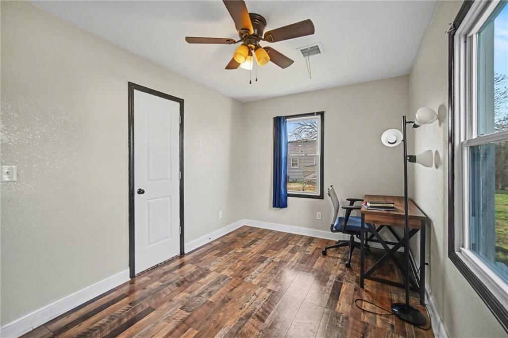 2707 N 64th Street — photo 12