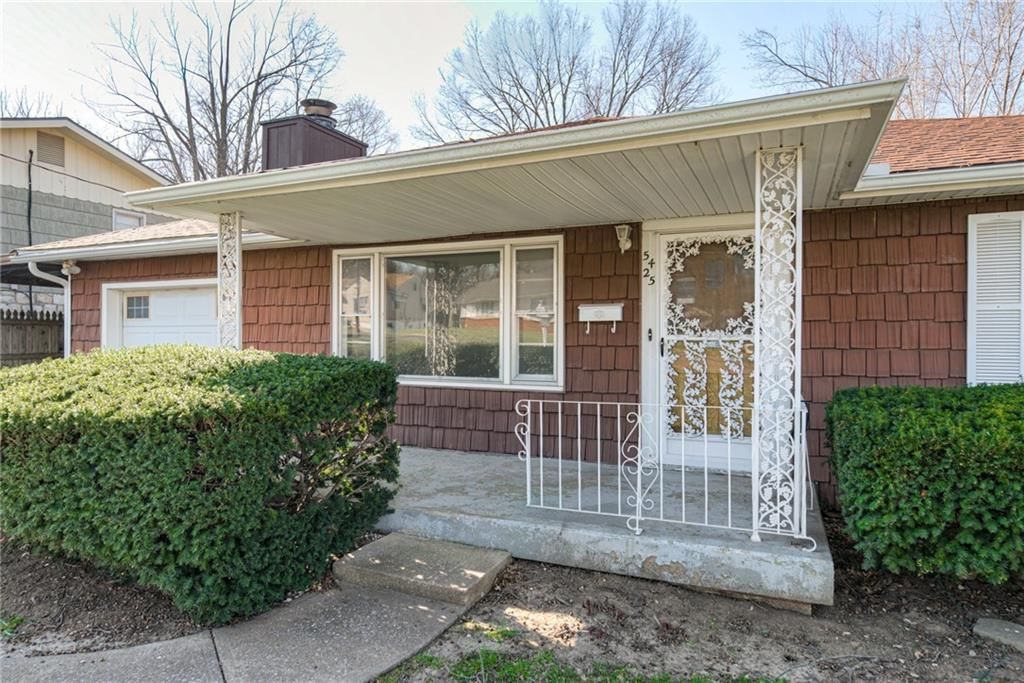 5425 Webster Avenue — photo 3