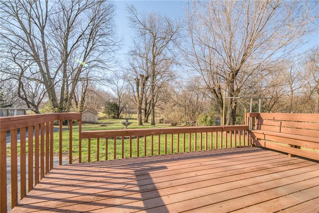 5425 Webster Avenue — photo 16