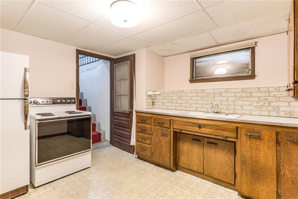 5425 Webster Avenue — photo 30