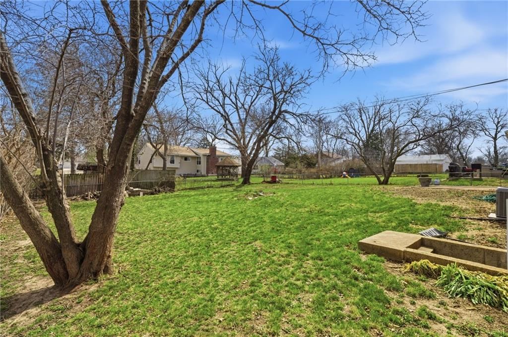 8519 Stearns Avenue — photo 26