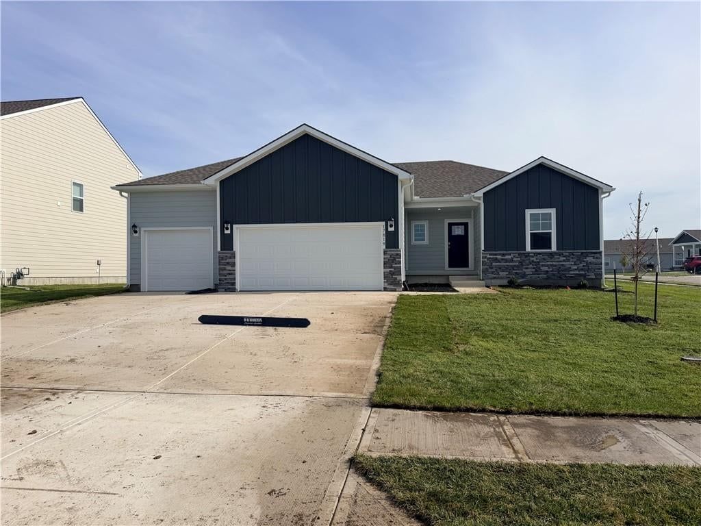 17819 Green Road, Gardner, KS