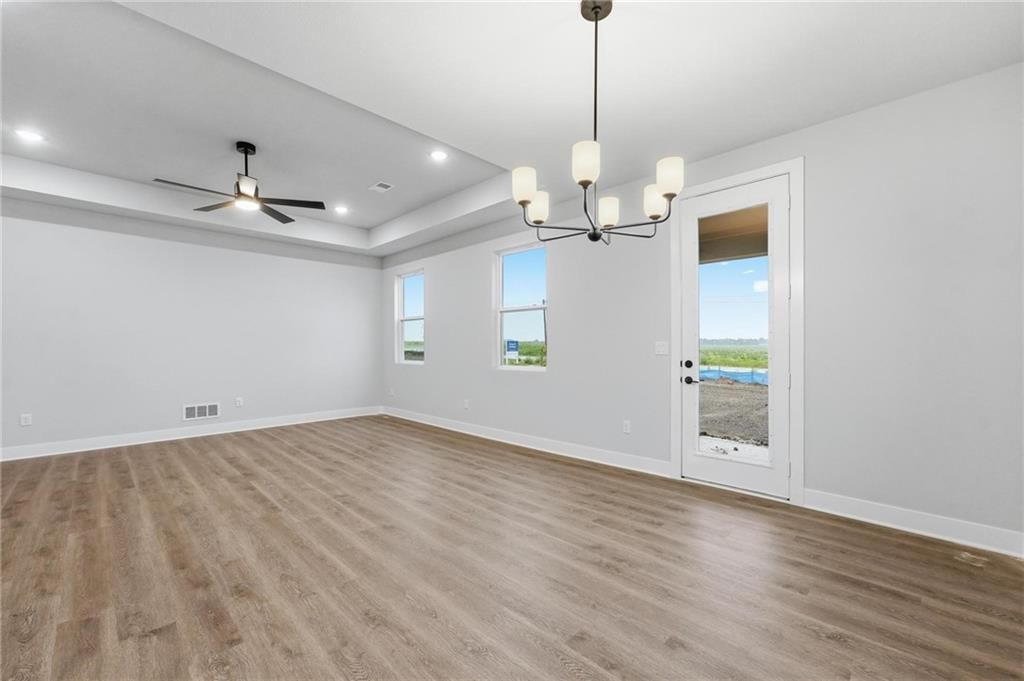 32718 W 176th Terrace — photo 15