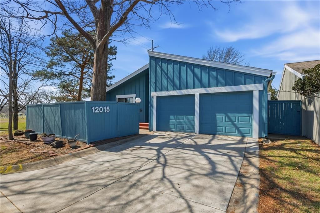 12015 W 82nd Terrace, Lenexa, KS